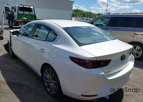 2022 Mazda Mazda3 Select z USA, uszkodzony, nr VIN 3MZBPABL0NM313343